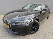 BMW i4 - EDrive40 84 kWh*1e Eigenaar*NAP*APK*Accu gezondheid 98 % *To