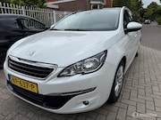 Peugeot 308 - 1.2 PureTech Blue Lease Executive