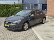 Opel Astra - 1.4 Turbo Blitz
