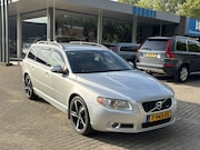 Volvo V70 - 2.5FT 231pk R-Design vijf cilinder Xenon
