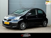 Toyota Aygo - 1.0-12V Now 5-deurs 2e EIG / AIRCO / EL.RAMEN