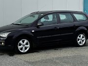 Ford Focus - Wagon 1.6-16V Futura