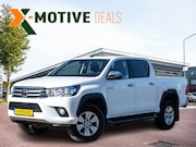 Toyota HiLux - 2.4 D-4D-F Double Cab Professional Automaat DC 5-pers | 1 ei