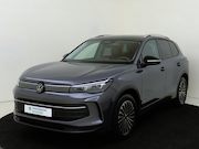 Volkswagen Tiguan - 1.5 eTSI Life Edition | Trekhaak | 360 camera | Keyless | Na