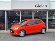 Toyota Aygo - 1.0 VVT-i 69pk 5D x-sport | 2e eigenaar, Lichtmetalen velgen
