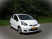 Toyota Aygo - 1.0-12V Access . 3 Deurs . Airco . Nw . APK . leuke auto
