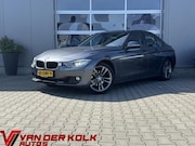 BMW 3-serie - 320i Upgrade Edition Automaat | Navigatie | Cruise | Climate