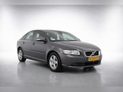 Volvo S40 - 1.6 Summum|Airco|parkeersensoren|dealer onderhouden