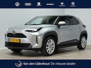Toyota Yaris Cross - 1.5 VVT-I First Edition Trekhaak Camera Cruise Control 250