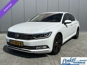 Volkswagen Passat - 1.5 TSI Comfortline Business - NL-AUTO CAMERA PDC