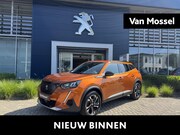 Peugeot 2008 - PureTech 100 Allure Pack l Trekhaak l Navigatie