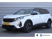 Peugeot 5008 - 1.2 HYBRID 136PK GT PACK AUTOMAAT / NAVI / CLIMA / PDC / 19"