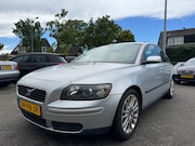 Volvo S40 - 1.8 Momentum 125pk Apk18/11/26, Airco, Cruise, Nap