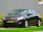Opel Astra - 1.4 Turbo Edition | Navigatie | NL | NAP | Trekhaak |
