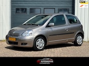 Toyota Yaris - 1.3 VVT-i Sol 2e EIG / AUTOMAAT / AIRCO / NAP