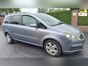Opel Zafira - 2.2 Executive Automaat Airco 7 persoons Leder trekhaak