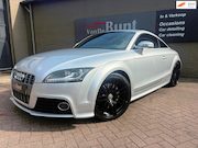 Audi TTS - 2.0 TFSI Quattro 272PK