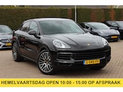 Porsche Cayenne Coupé - 3.0 / 61.186 km! / Trekhaak / Camera / Panoramadak / Head-up