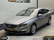 Volvo V60 - 2.4 D6 AWD Plug-In Hybrid Summum Super Netjes Pano Automaat