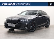 BMW 5-serie - 550e xDrive M Sport Automaat / Panoramadak / Bowers & Wilkin