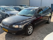 Volvo V70 - 2.4 Comfort Line 2003 Zwart Handgeschakeld Airco