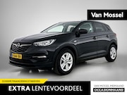 Opel Grandland - 1.2 Turbo Business + | 130pk | Navigatie | Camera |