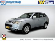 Mitsubishi Outlander - 2.0 Aut | Business Edition 7-Pers | Navi | Camera | Trekhaak