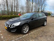 Volvo V60 - 1.6 T3 Cruise PDC Airco