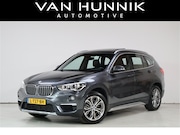 BMW X1 - sDrive20i High Ex | Pano | H&K | Trekhaak | Leder | Cruise |