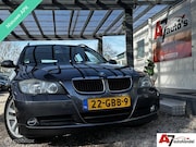 BMW 3-serie - 320i Business Line////Automaat