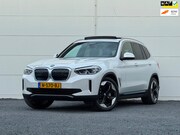 BMW iX3 - High Exe 80 kWh Org NL Pano Head up SOH 98% HK 360 Cam Mem s