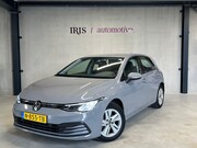 Volkswagen Golf - 1.0 eTSI - DSG - CarPlay - BTW - Camera - Trekhaak - Moonsto