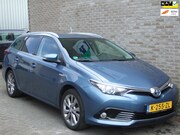 Toyota Auris - Touring Sports 1.8 Hybrid Dynamic - Kmstand logisch