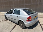 Opel Astra - 1.6-16V Edition