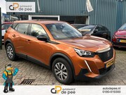 Peugeot 2008 - 1.2 PureTech Active GARANTIE/NW.DISTRI/CARPLAY/AIRCO/CAMERA/