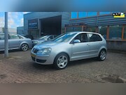 Volkswagen Polo - 1.4-16V Optive 5 Deurs