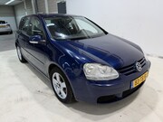 Volkswagen Golf - 1.6 FSI Optive