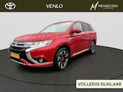 Mitsubishi Outlander - 2.0 PHEV Premium RIJKLAAR | 360 Camera | Trekhaak | Climate