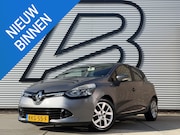 Renault Clio - 1.2 Limited 2e Eigenaar|Navi|Pano|Trekhaak|Airco|Cruise|Wein