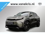Toyota Urban Cruiser - Executive 61 kWh, JBL, 360 Camera, € 3.000 Inruil Voordeel !