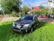 Mitsubishi Outlander - Sport 2.4 Invite Scott 4WD