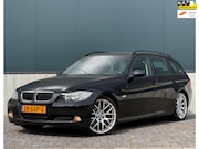 BMW 3-serie - Touring 320i Business Line|NAVI|PSENSOR|TREKHAAK|M SPORT VEL