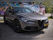 Alfa Romeo Stelvio - 2.0 T AWD 280PK / ACC / PANO