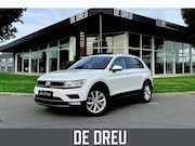 Volkswagen Tiguan - 1.4 TSI ACT Highline | TREKHAAK | PANO | CAMERA |