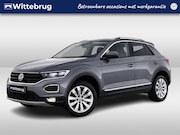 Volkswagen T-Roc - 1.5 TSI Sport / Digitaal dashboard / Navigatie / App connect