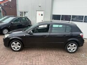 Opel Astra - 1.6 Edition