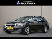 BMW 3-serie - Touring 318i Sportline Automaat | Navigatie | Sportstoelen |