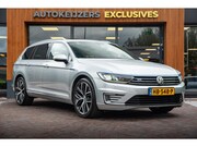 Volkswagen Passat - Variant 1.4 TSI GTE Highline Pano Clima Leer/Stof Cruise 19"