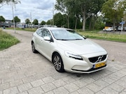 Volvo V40 - 1.5 T2 Nordic+ | Groot onderhoud 2026 | Nieuwe all-season ba