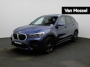 BMW X1 - sDrive18i Executive | PANORAMADAK | GROOT SCHERM NAVIGATIE |